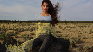 People turn invisible in these awesome body paint photographs (NSFW)